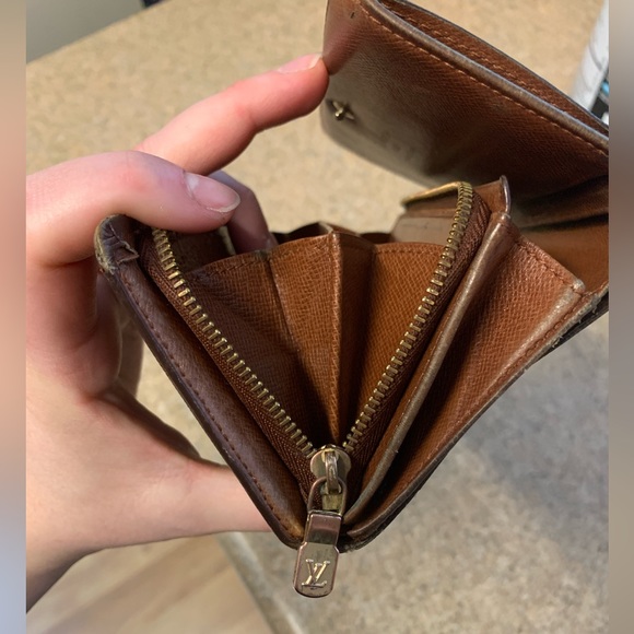 LOUIS VUITTON MONOGRAM PORTE MONNAIE WALLET - Picture 4 of 9